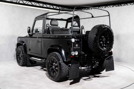 Land Rover Defender 90 TD SOFT TOP XS. MOMO WHEEL. HEATED SEATS. ALPINE STEREO. REAR BENCH SEATS. 6