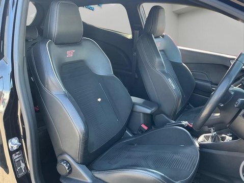 Ford Fiesta 1.5T EcoBoost ST-3 Euro 6 (s/s) 3dr 8