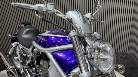Harley-Davidson V-Rod 1130 2006 24K LONG MOT STUNNING CRUISER CUSTOM BIKE 17
