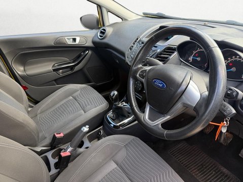 Ford Fiesta 1.0T EcoBoost Zetec Euro 5 (s/s) 5dr 15