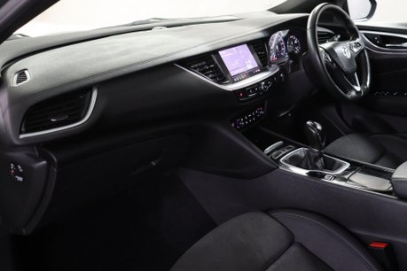 Vauxhall Insignia ULTIMATE NAV 34