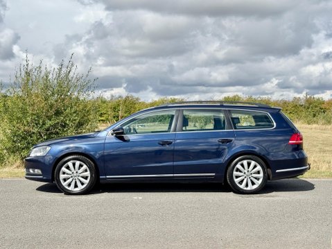 Volkswagen Passat 2.0 TDI BlueMotion Tech Highline Euro 5 (s/s) 5dr 12