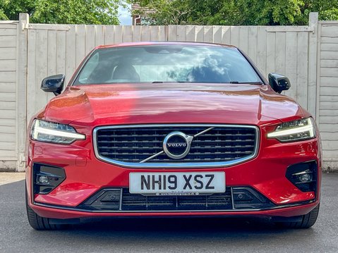 Volvo S60 2.0 T5 R-Design Edition Saloon 4dr Petrol Auto Euro 6 (s/s) (250 ps) 3