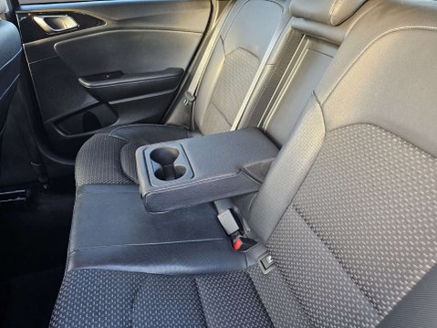 Kia Ceed 1.6 Ceed 3 CRDi ISG Semi-Auto 5dr 11