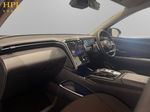 Hyundai TUCSON 1.6 T-GDi 13.8kWh Premium SUV 5dr Petrol Plug-in Hybrid Auto 4WD Euro 6 (s/ 15
