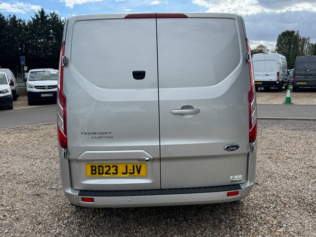 Ford Transit Custom Crew Cab AUTO SWB L1H1 Low Roof Limited 320 Air Con Alloys Sensors Cam EURO 8