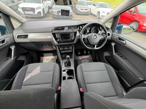 Volkswagen Touran 1.6 TDI BlueMotion Tech SE Euro 6 (s/s) 5dr 12
