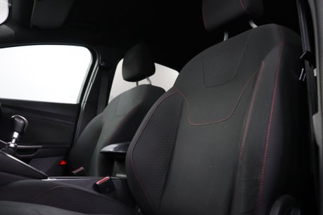 Ford Focus ST-LINE X 35