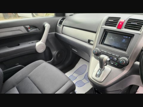 Honda CR-V I-VTEC ES 14