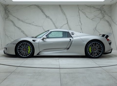 Porsche 918 Spyder 4
