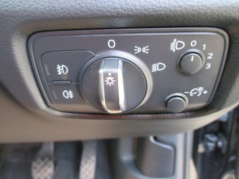 Audi A3 2.0 TDI SE Euro 6 (s/s) 3dr 25