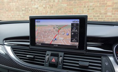 Audi RS6 Avant Performance 25