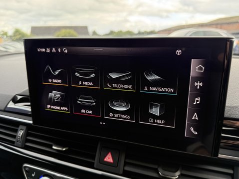 Audi A4 2.0 TDI 40 Black Edition Estate 5dr Diesel S Tronic quattro Euro 6 (s/s) (1 34