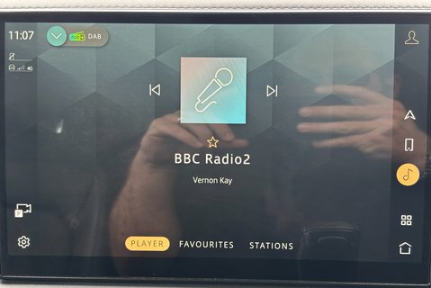 Land Rover Defender 110 D300 Hard Top HSE with Rear Seat Conversion 27