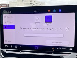 Volkswagen Tiguan 1.5 Tiguan Life TSi PHEV Semi-Auto 5dr 39