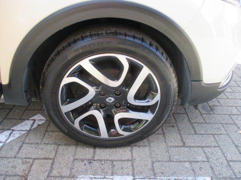 Renault Captur 0.9 TCe ENERGY Dynamique S MediaNav Euro 5 (s/s) 5dr 11