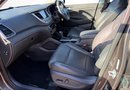 Hyundai TUCSON 2.0 CRDi Premium 5dr AWD Auto 2