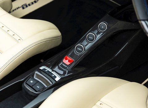 Ferrari 488 Spider 20