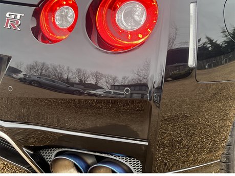 Nissan GT-R RECARO 26