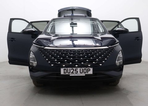 OMODA 5 1.6 5 Noble Auto 5dr 56