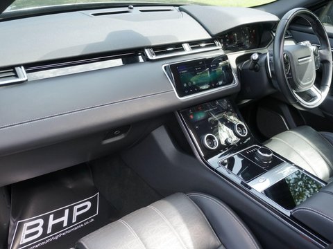 Land Rover Range Rover Velar 3.0 D300 R-Dynamic HSE SUV 5dr Diesel Auto 4WD Euro 6 (s/s) (300 ps) 18