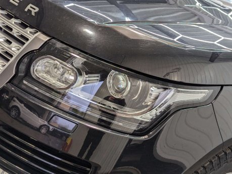 Land Rover Range Rover 3.0 Range Rover Vogue TDV6 Auto 4WD 5dr 29