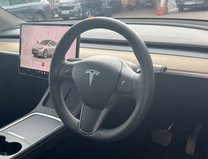 Tesla Model Y (Dual Motor) Long Range SUV 5dr Electric Auto 4WDE (384 bhp) 12