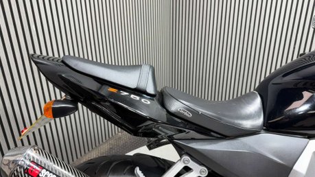 Kawasaki Z 2006 ONLY 20K MOT AUGUST 2027 NAKED 750CC 8
