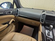 Porsche Cayenne 3.0 Cayenne V6 D Tiptronic S 4WD 5dr 53