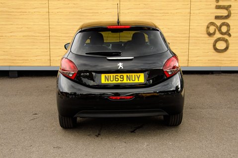 Peugeot 208 S/S TECH EDITION 6