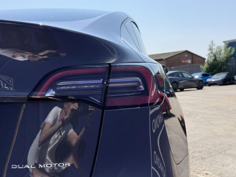 Tesla Model Y (Dual Motor) Long Range SUV 5dr Electric Auto 4WDE (384 bhp) 19