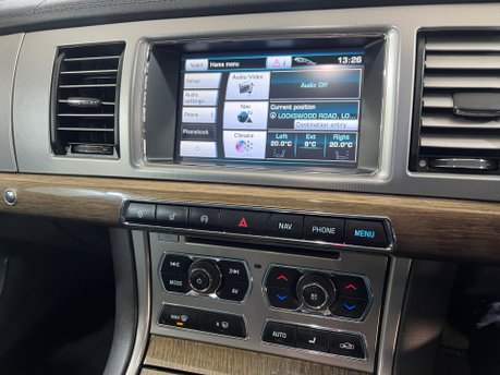 Jaguar XF D PREMIUM LUXURY 9