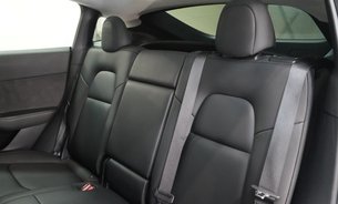 Tesla Model Y RWD 4 New Tyres Comfort Suspension 1 Owner GROK AI Ryzen Adaptive LEDs VATQ 20