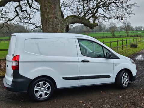 Ford Transit Courier TREND TDCI 4