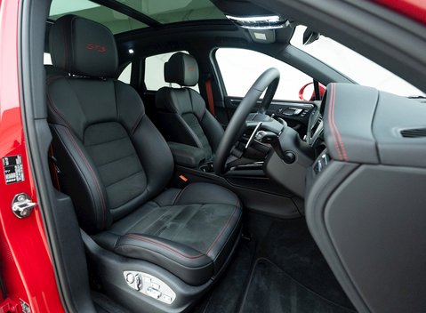 Porsche Macan GTS 10