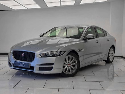 Jaguar XE 2.0 XE SE D 4dr