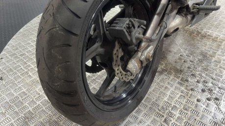 Kawasaki Er ER6 2009 10K 1 OWNER PROJECT BIKE SPARES OR REPAIR TRACK BIKE 26