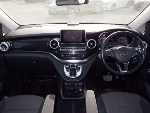 Mercedes-Benz V Class 2.2 V220d BlueTEC SE MPV 5dr Diesel G-Tronic+ (s/s) 7 Seat (163 ps) 2