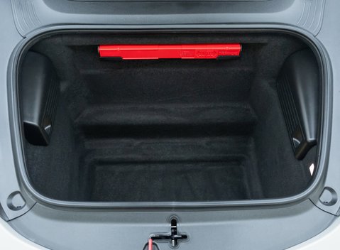 Porsche 718 Cayman GTS 4.0 34