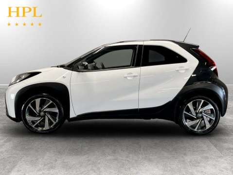 Toyota Aygo X 1.0 VVT-i Edge Hatchback 5dr Petrol Manual Euro 6 (s/s) (72 ps) DAB Radio - 4