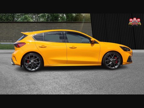 Ford Focus ST 9