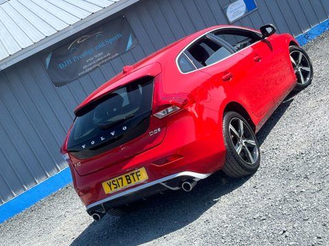 Volvo V40 2.0 D2 R-Design Euro 6 (s/s) 5dr 46