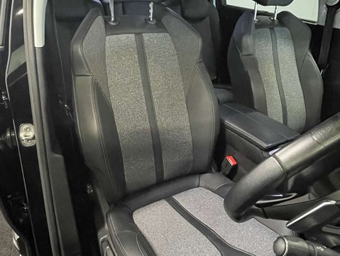 Peugeot 5008 1.2 5008 Allure PureTech S/S Auto 5dr 12