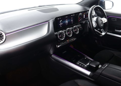 Mercedes-Benz GLA 1.3 GLA 180 AMG Line Premium Auto 5dr 44