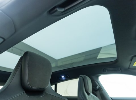 Porsche Taycan 4S Cross Turismo 13