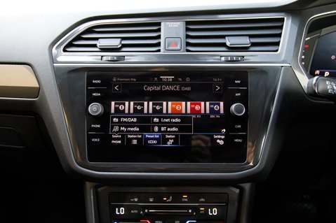 Volkswagen Tiguan Allspace LIFE TSI DSG 18