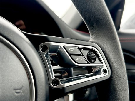 Porsche 911 CARRERA GTS PDK 54