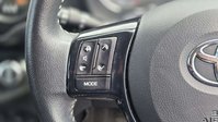 Toyota Yaris 1.5 VVT-h Design Hatchback 5dr Petrol Hybrid E-CVT Euro 6 (s/s) (100 ps) 25