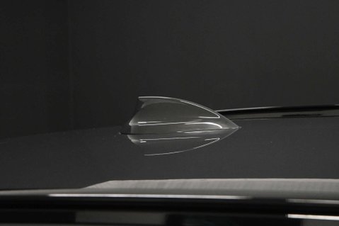 BMW 3 Series 2.0 330e M Sport Professional Edition Auto 5dr 32