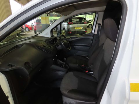 Ford Transit Courier 1.5 Transit Courier Base TDCi 4dr 12